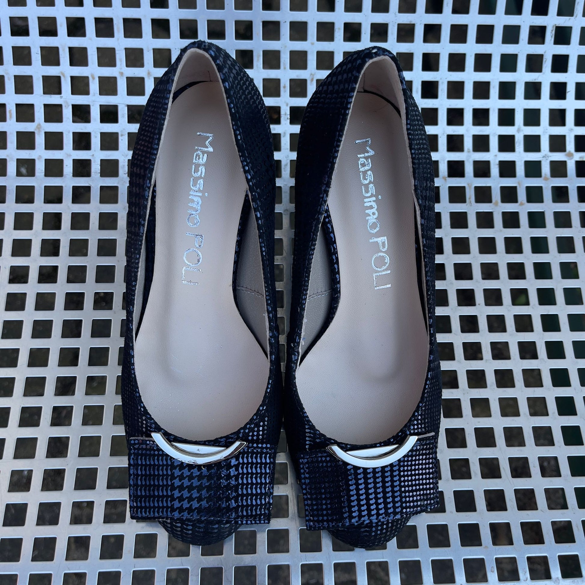 Block heel navy leather court heels