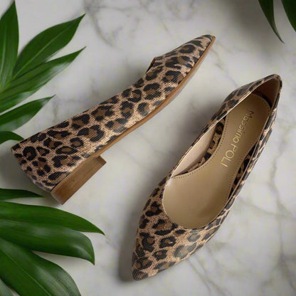 Pointed toe leopard print ballerina shoes