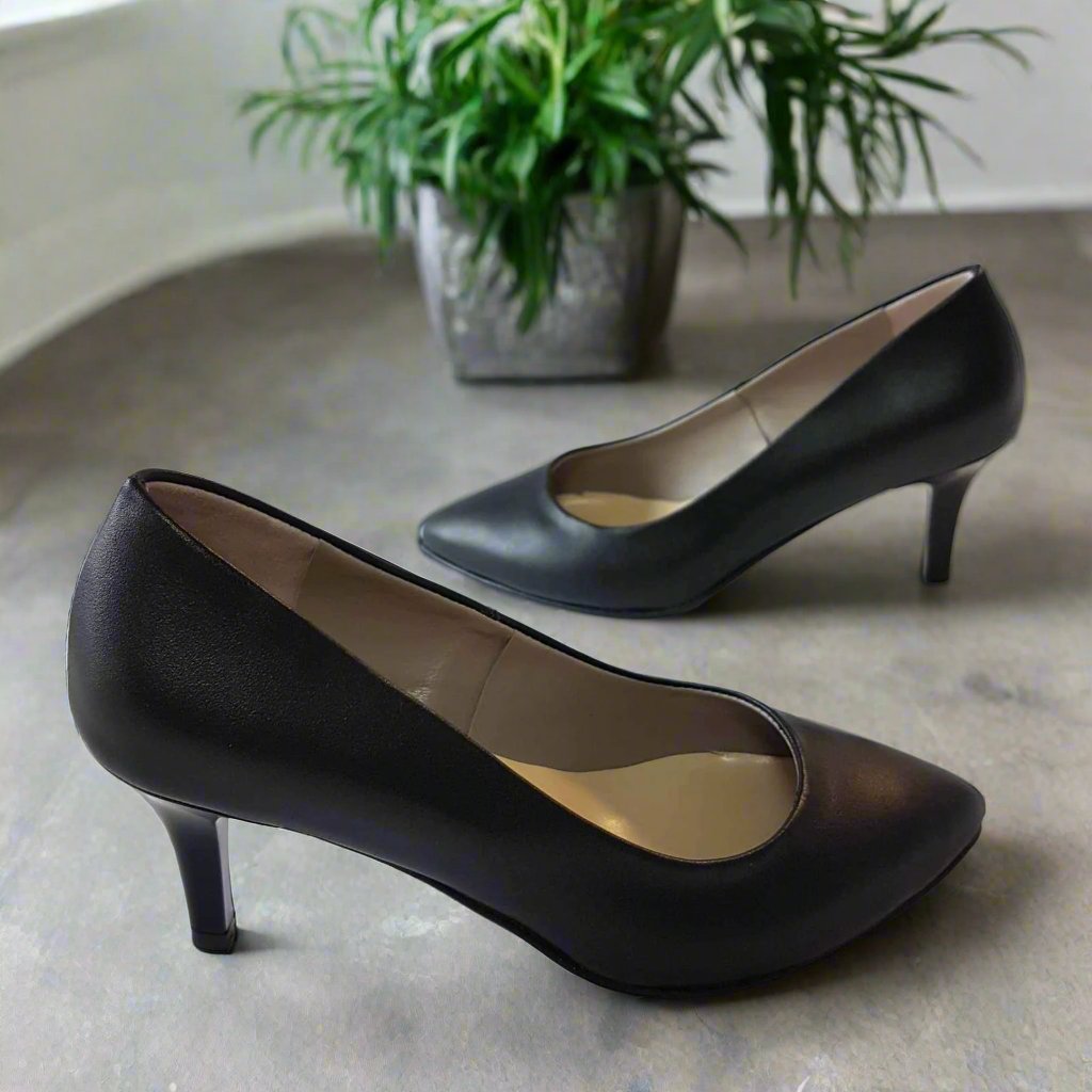 Black leather kitten heel court shoes