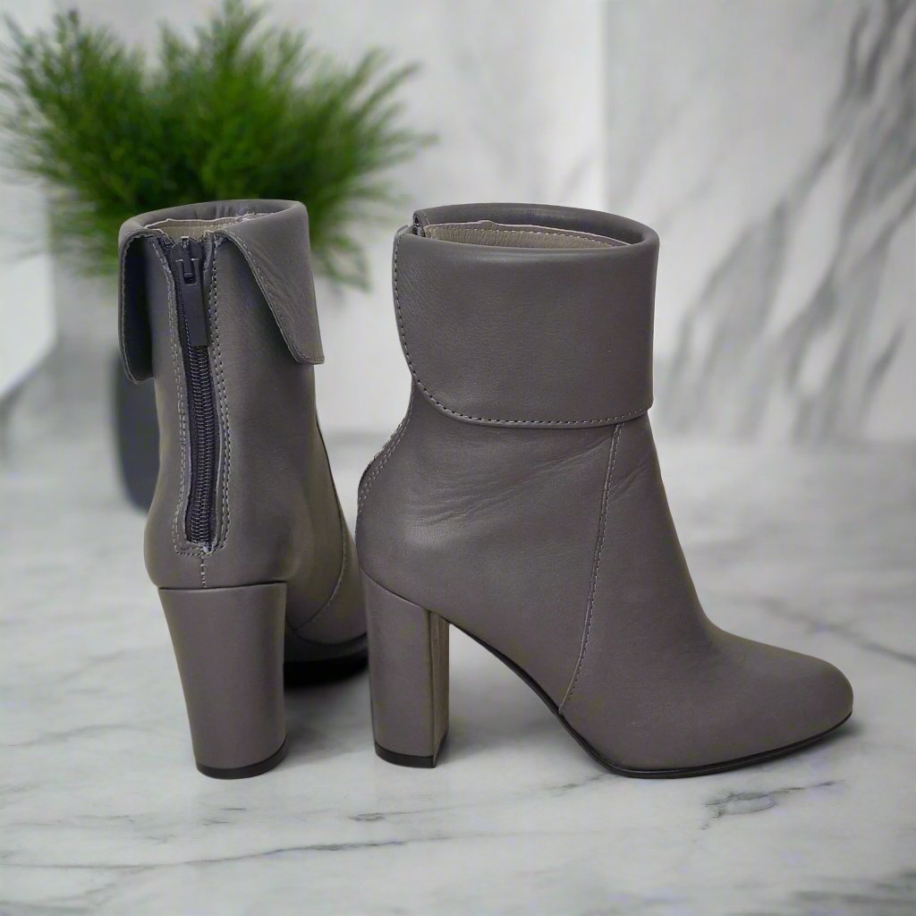 Grey leather petite size ankle boots