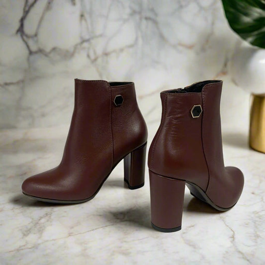 Petite ankle boots set on a chunky heel