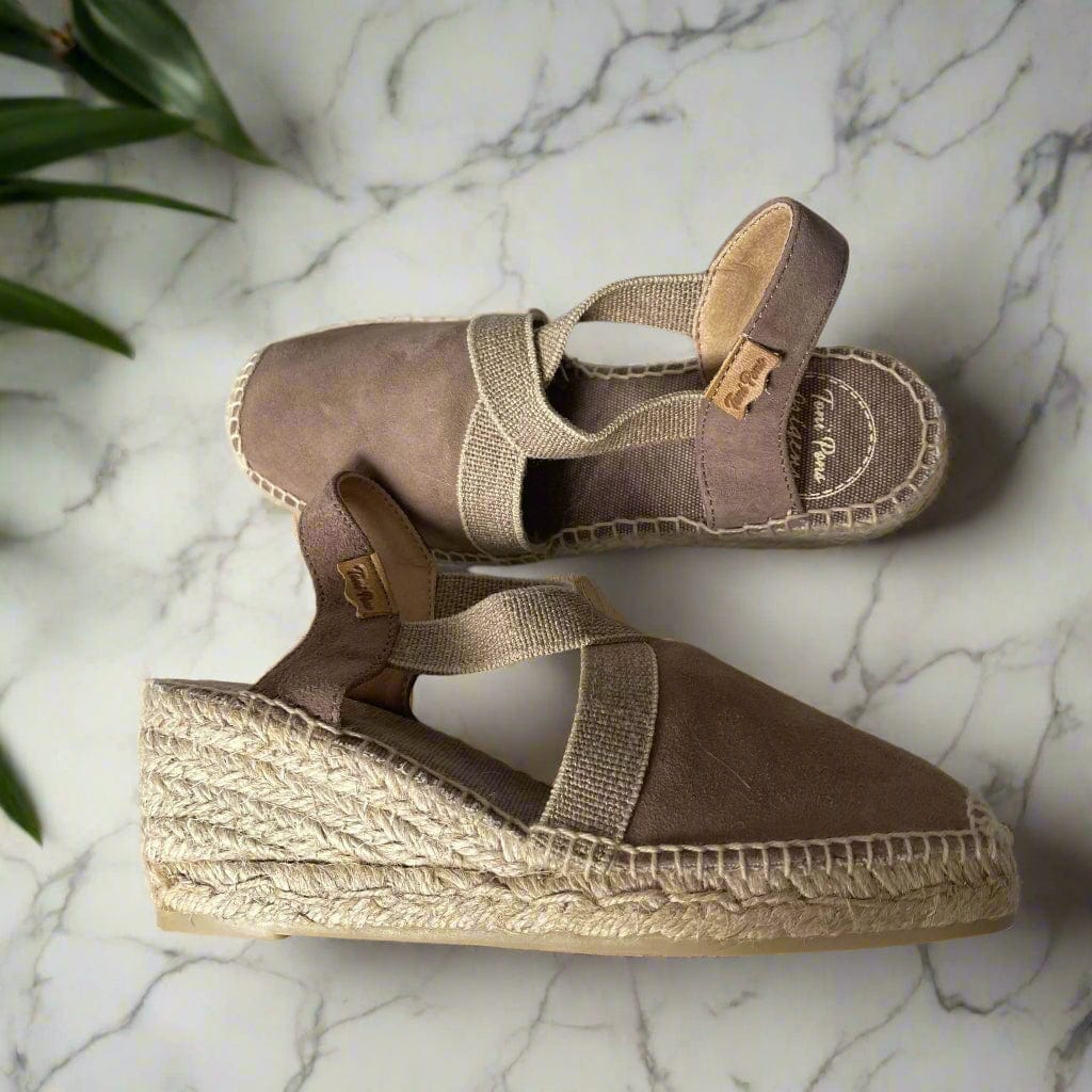 Petite espadrilles in taupe suede