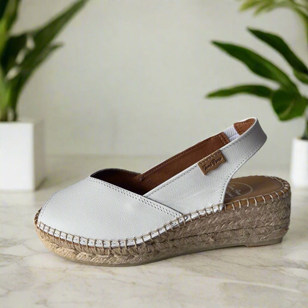 Women's closed wedge espadrilles in white leather