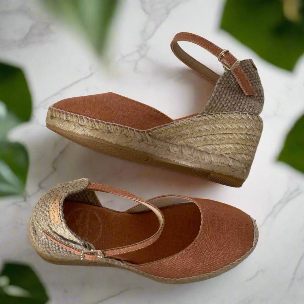 Orange espadrilles with jute wedge