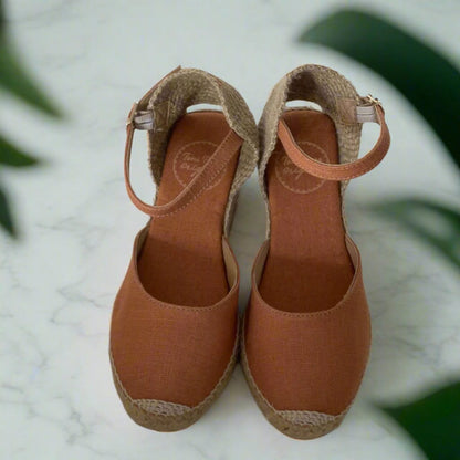 Petite size women’s espadrilles in orange canvas