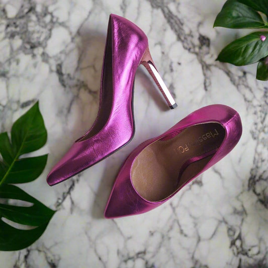 Pointed toe petite court heels in metallic pink leather