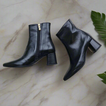 Zip up ankle boots with pointed toe