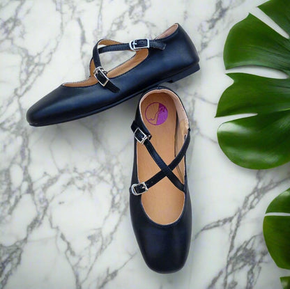 Petite cross strap Mary Jane pumps