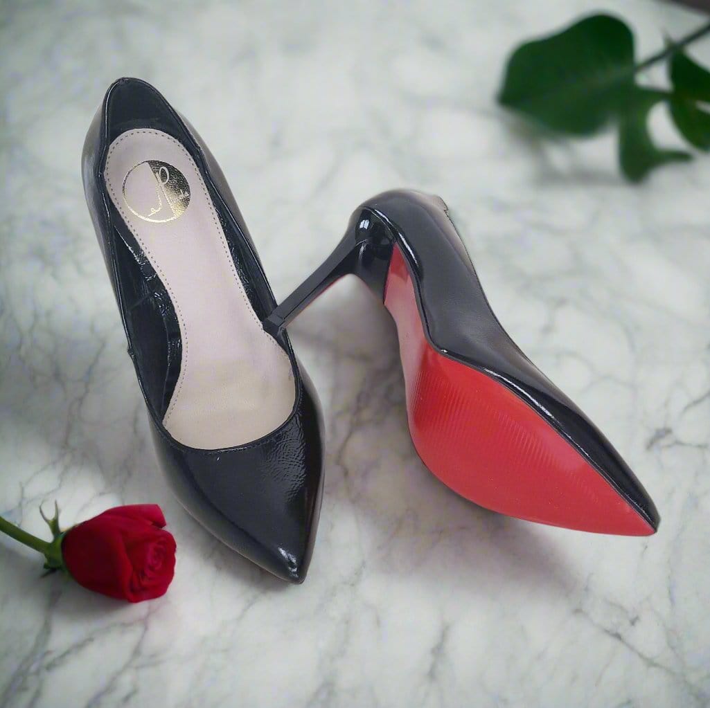 Black pointed to court heels with red sole in petite size