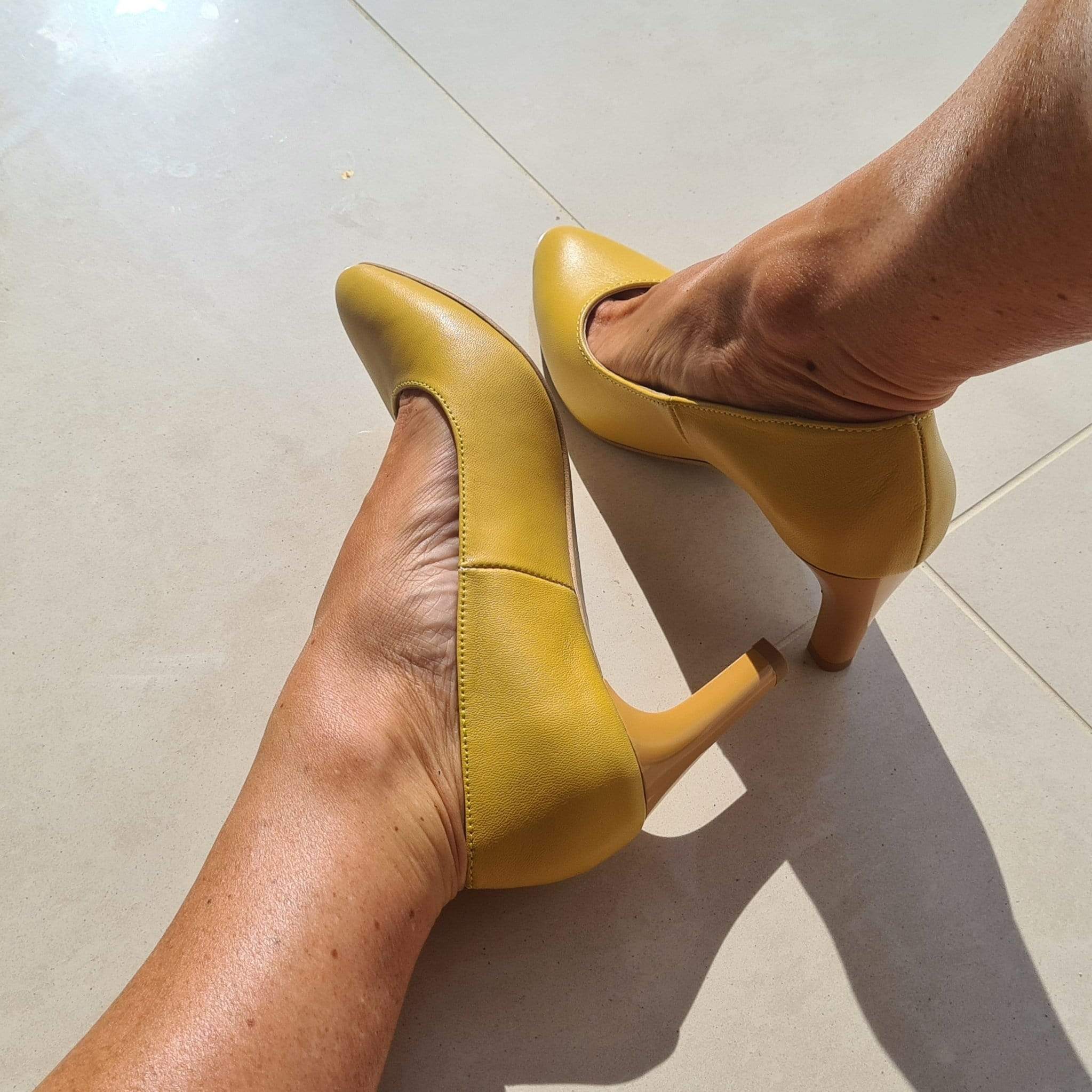 Small sales yellow heels