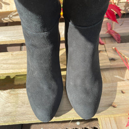Almond toe black suede woman's boots 