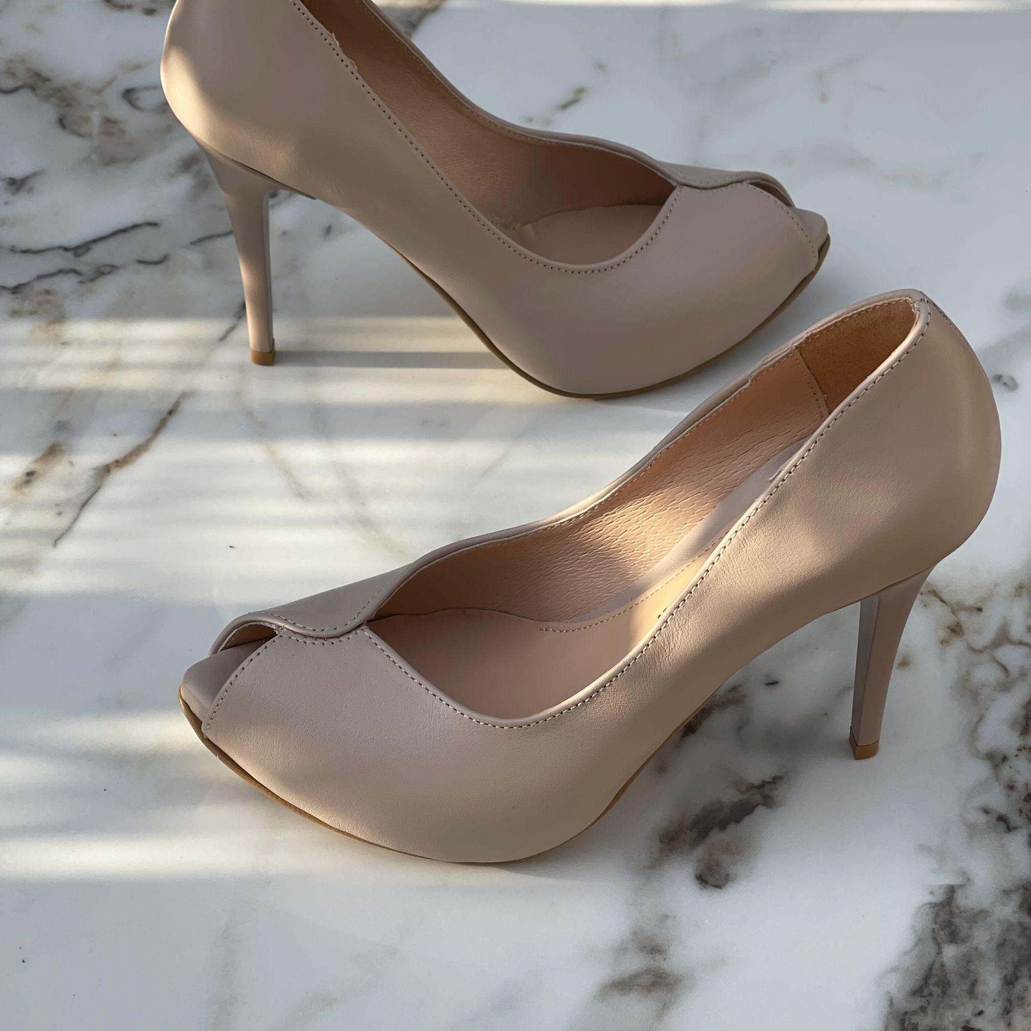 Nude peep toe court hot sale shoes